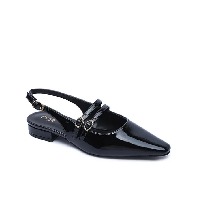 Buckle Strap Pump HL 214