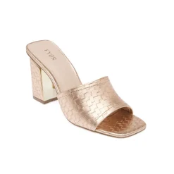 Casually Stylish Mule BCM 165