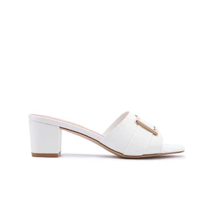 Chic Buckle Mule BB 68