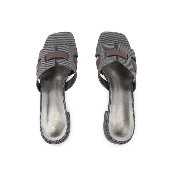 Chic Everyday Mule HL 224