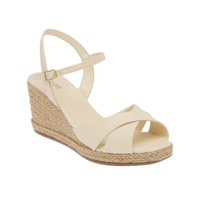 Chic Holiday Wedge BDV 116