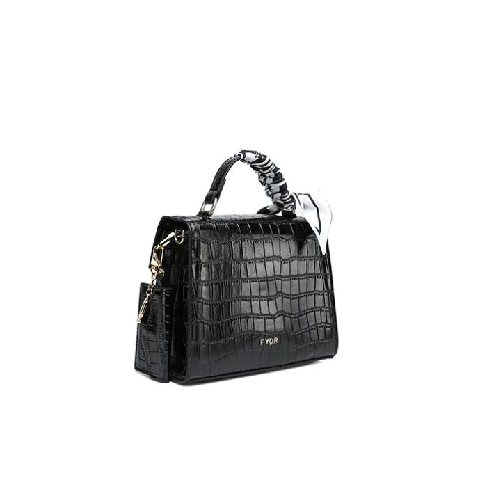 Classy yet Casual Handbag BD 109