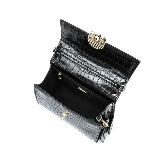 Classy yet Casual Handbag BD 109