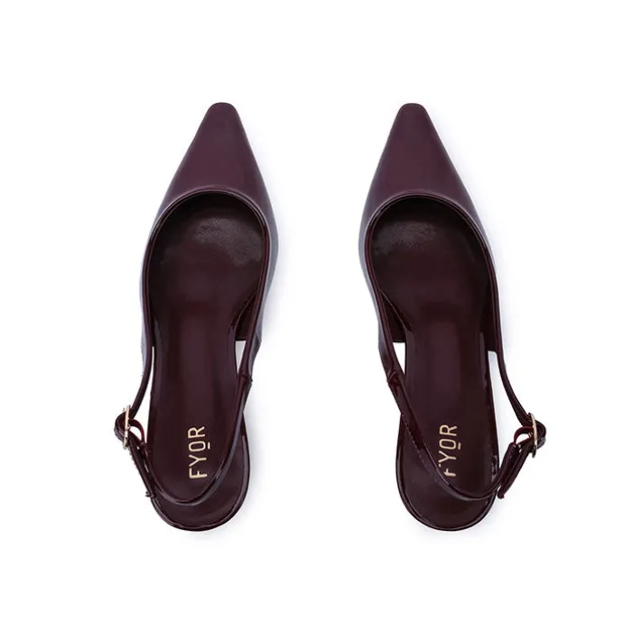 Comfy Buckled Pump HL 213