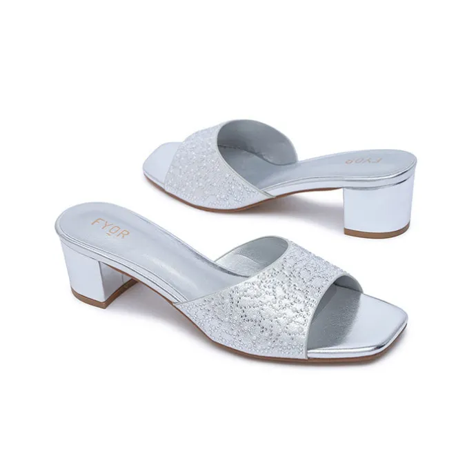 Crystal Box Mule HL 241