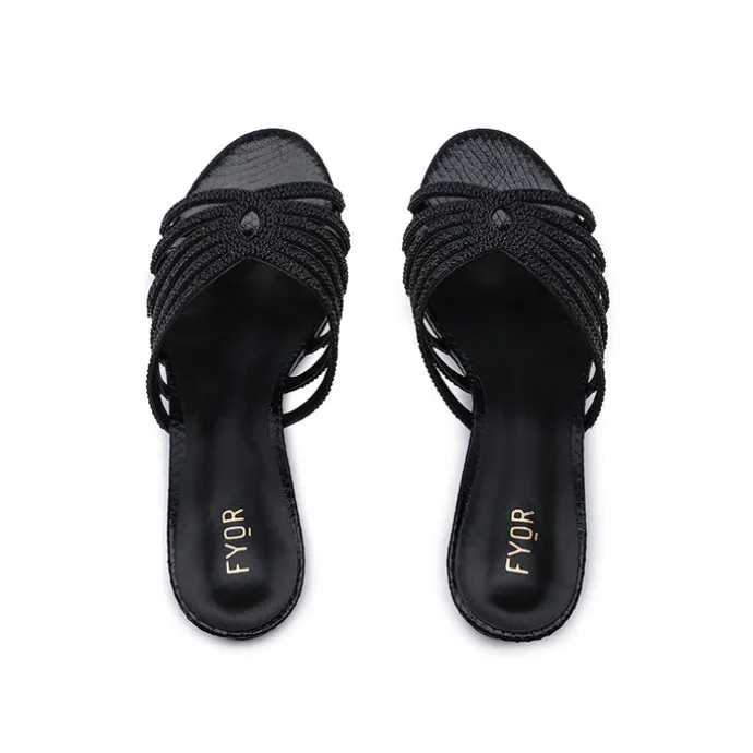 Crystal Pointed Mule HL 235