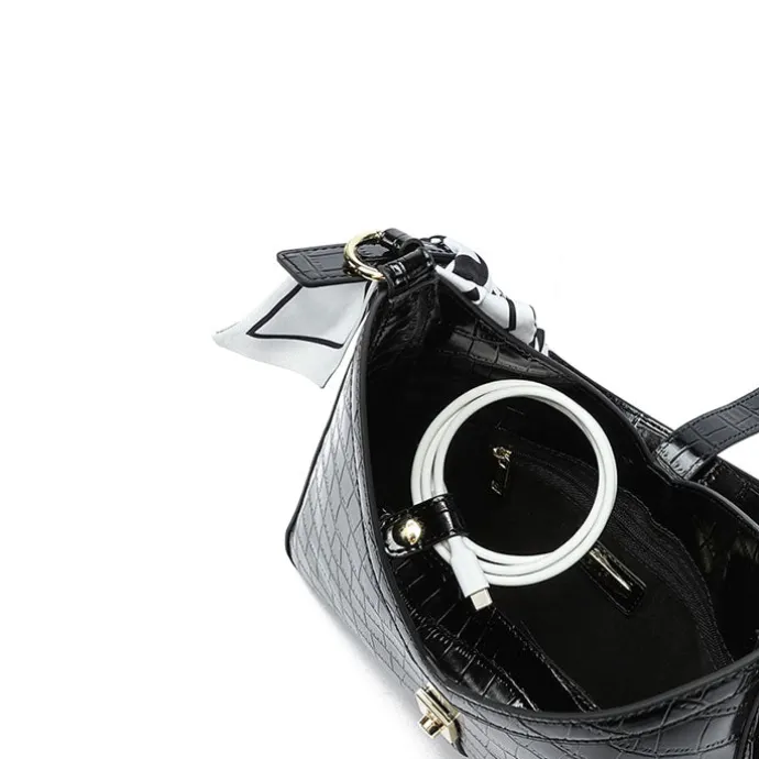 Cut out Shoulder Bag BD 103