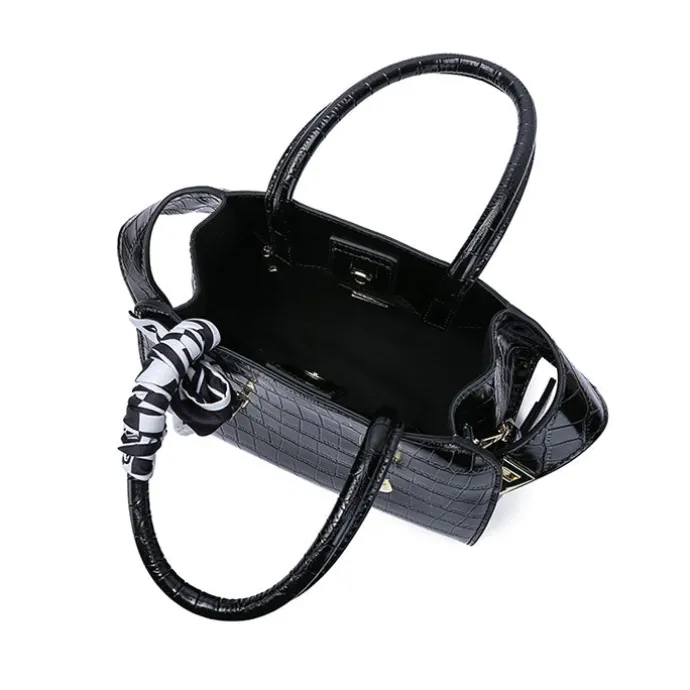 Effortlessly Chic Bag BD 140