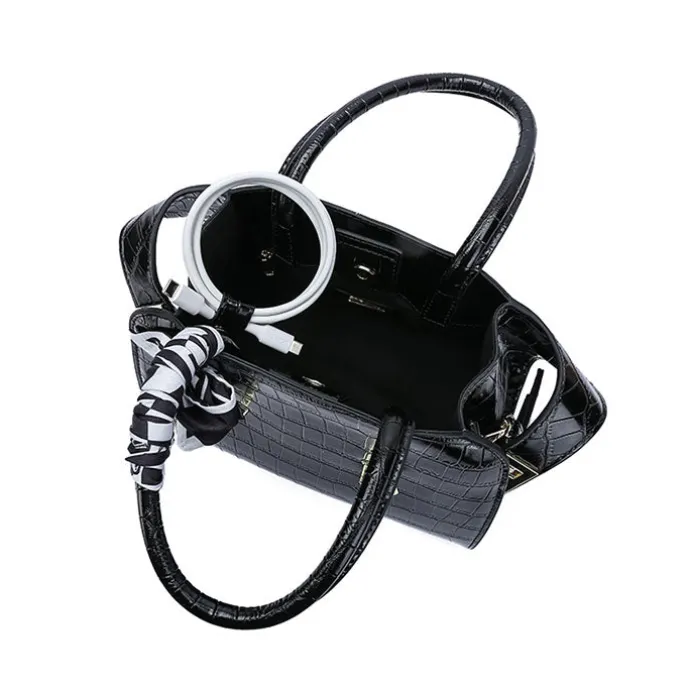 Effortlessly Chic Bag BD 140