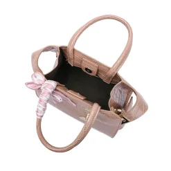 Effortlessly Chic Bag BD 140