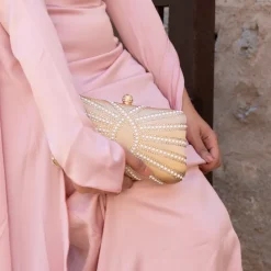 Enchanting Crystal Clutch AD 145