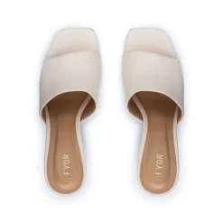 Everyday Chic Mule BCM 155