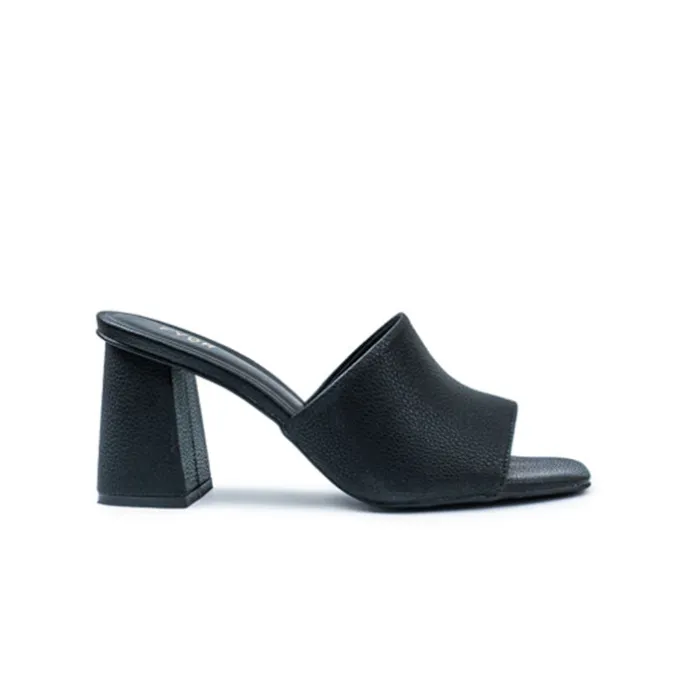 Everyday Chic Mule BCM 155