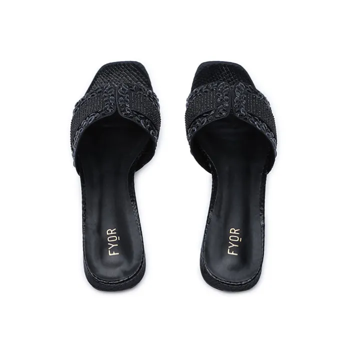 Jeweled Evening Flat HL 243