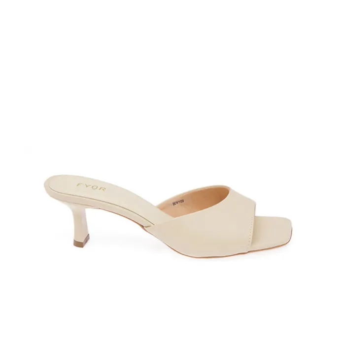 Modern Minimalist Mule BDV 109