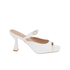 Sleek and Stylish Mule BLV 006