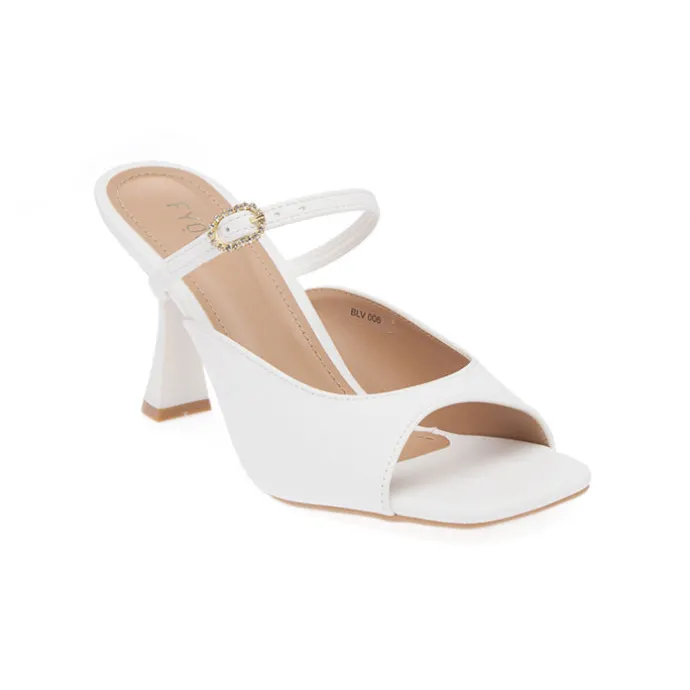 Sleek and Stylish Mule BLV 006