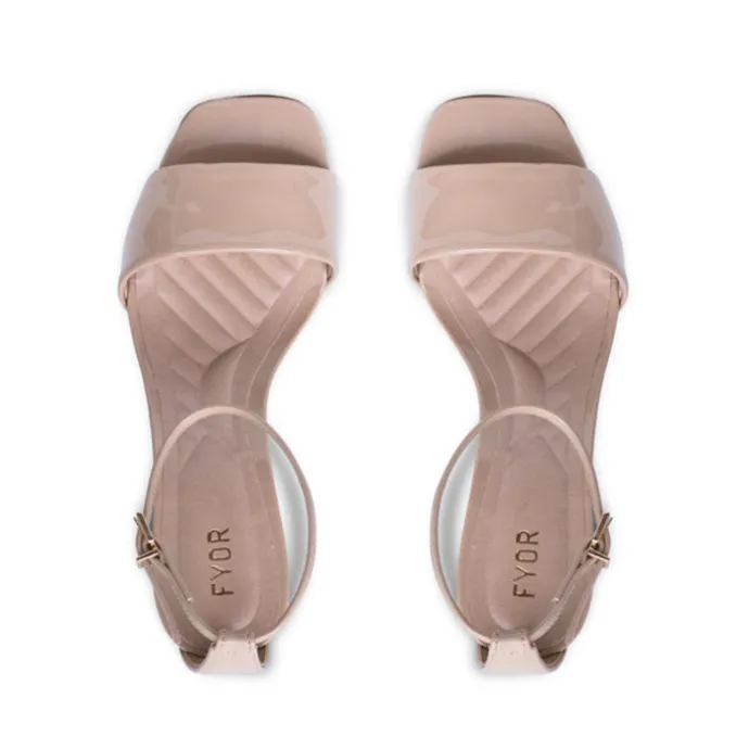 Timeless Chic Mules BCR 040