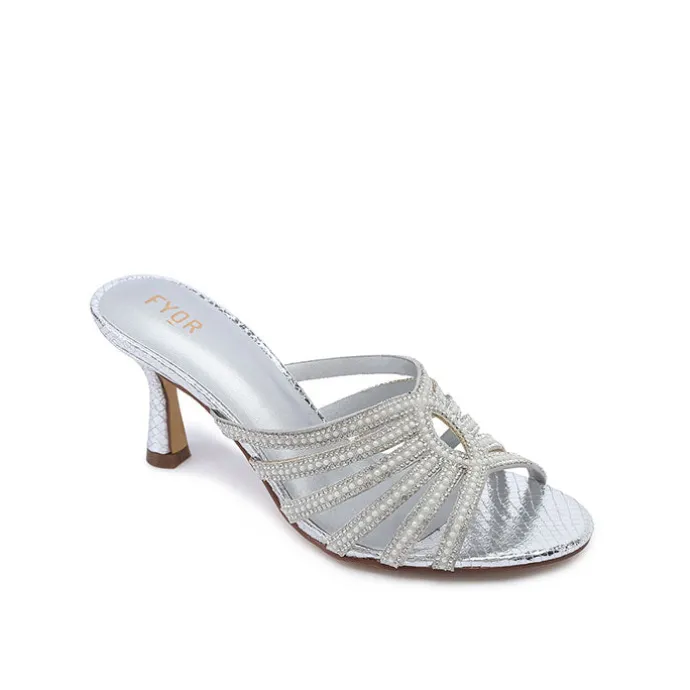 Timeless Crystal Mule HL 236