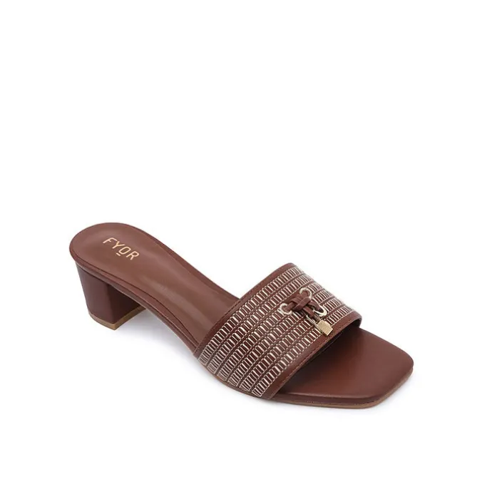 Truffle Square Mule HL 217