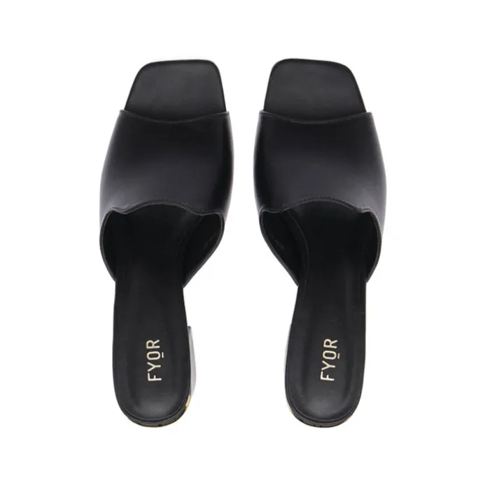 Versatile Casual Mule BCM 167