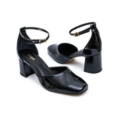 Wide Toe Sleek Pumps BCR 032