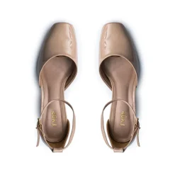 Wide Toe Sleek Pumps BCR 032