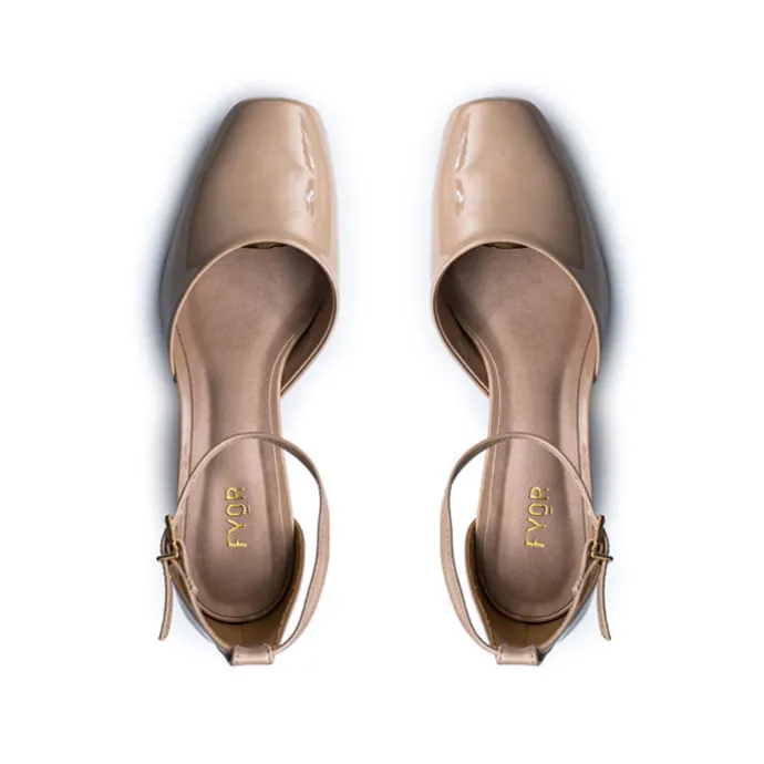 Wide Toe Sleek Pumps BCR 032